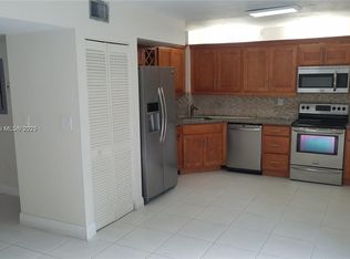 10142 SW 77th Ct #10142, Miami, FL 33156