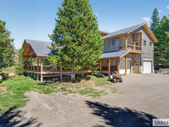 3769 Bluebell Ln, Island Park, ID 83429