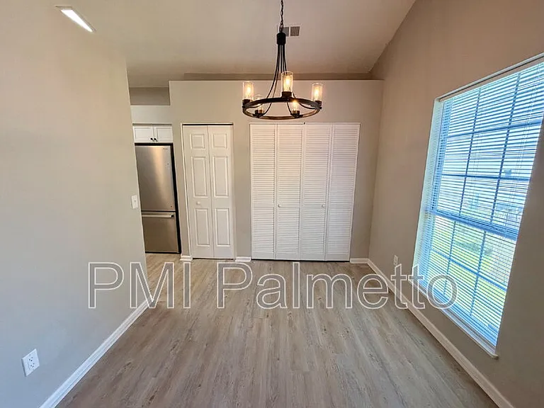 22 Sweet Thorne Cir — Photo 7