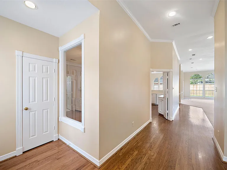 13811 Muirfield Village Dr — Photo 3