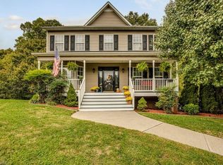 135 Valleyoak Ct, Clemmons, NC 27012