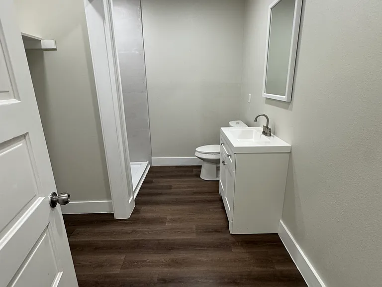 809 Caver St #1 — Photo 7