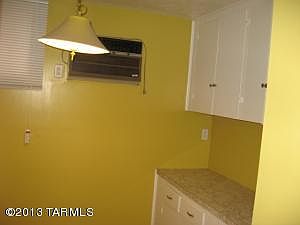 4th image of 2814 E Eastland St