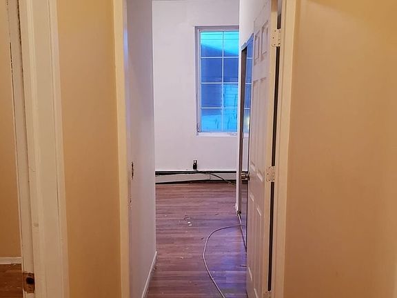 5th image of 109-04 Corona Ave #1