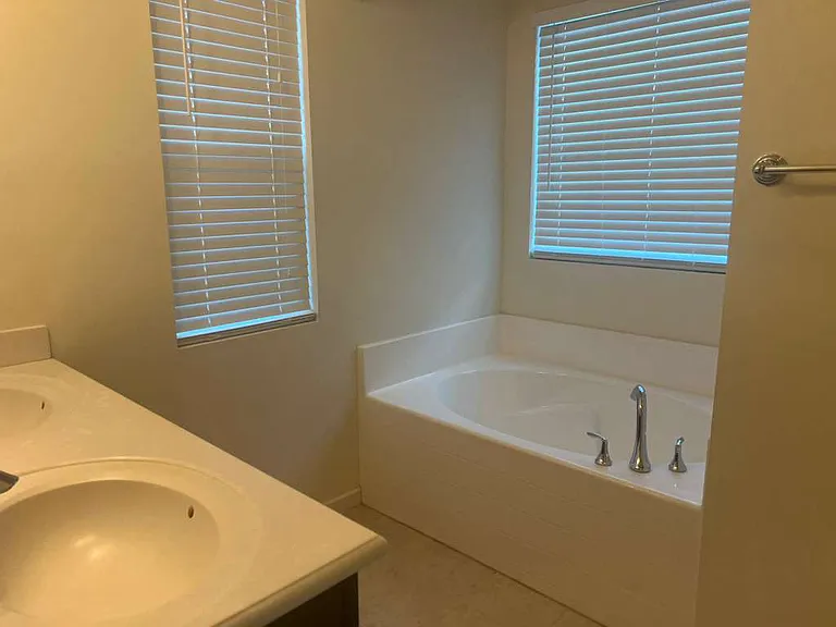 517 Panorama View Loop — Photo 18