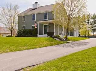 13 Oak St, Cumberland, ME 04021