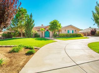 19255 Kanbridge St, Apple Valley, CA 92308