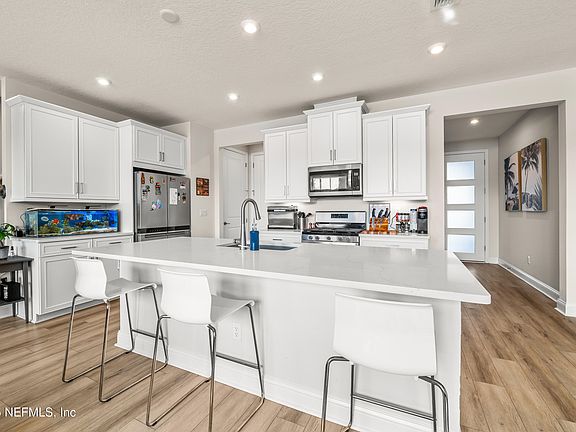 4th image of 3455 MARSH RESERVE Boulevard