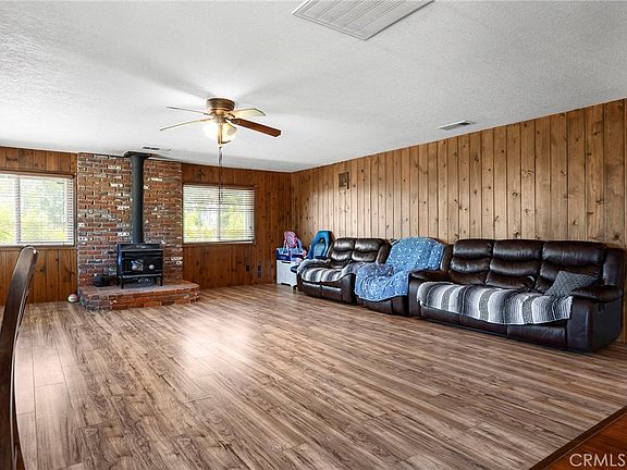 5th image of 3325 Hall Rd