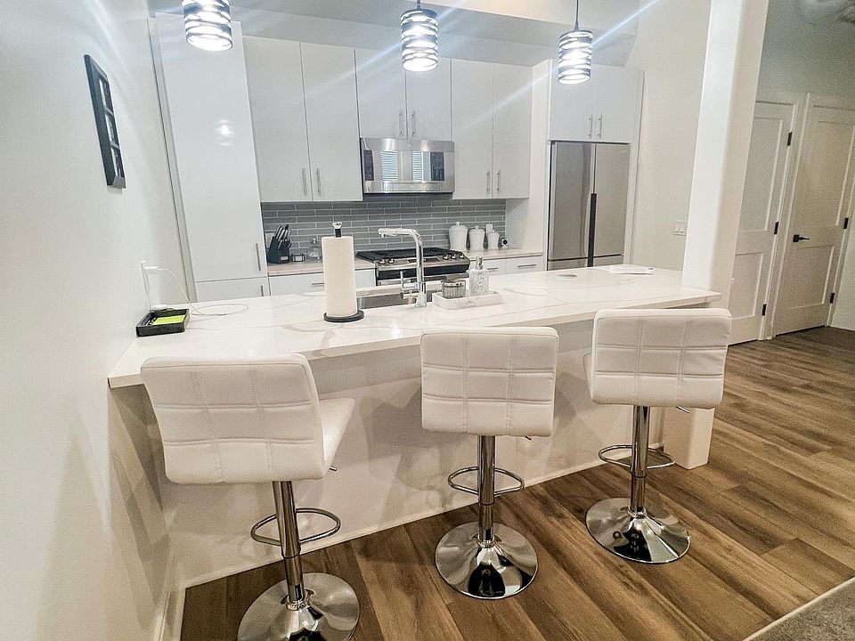 1st image of 304 Bird Ave #103