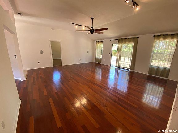 5th image of 4118 NW 60th Ave