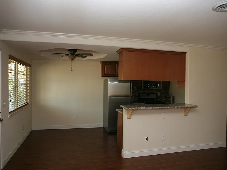 2684 Wilson Ave — Photo 9