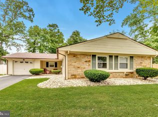 18 Elridge Ln, Willingboro, NJ 08046