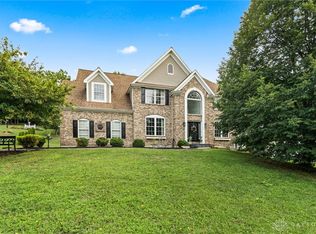 8592 Rupp Farm Dr, West Chester, OH 45069