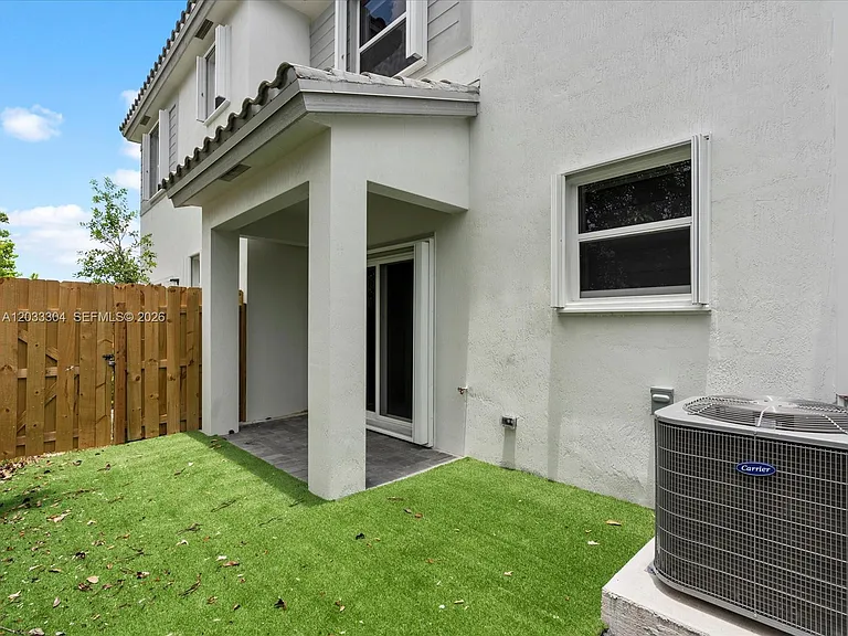 106 SW 184th Pl #106 — Photo 19