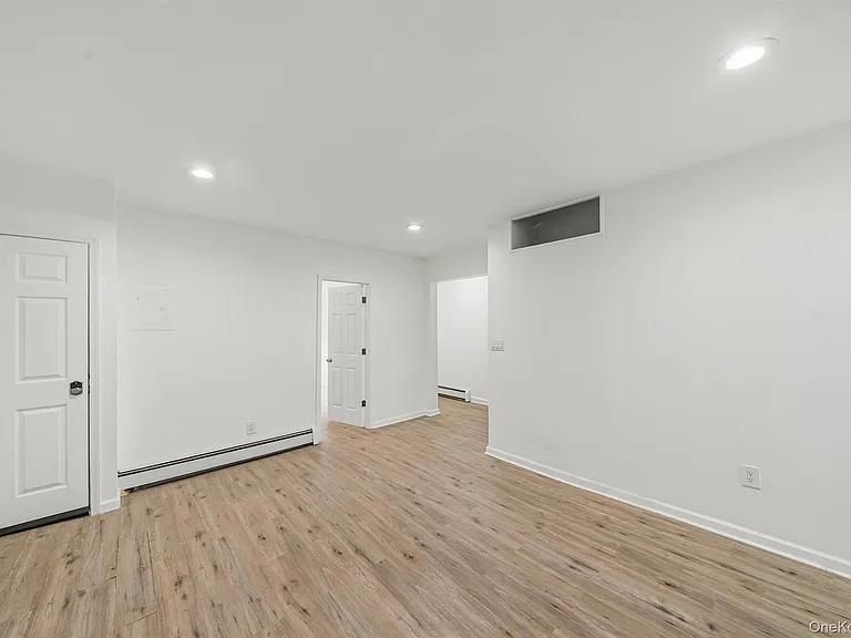 411 Liberty St — Photo 17