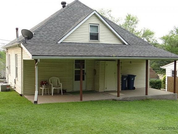 3rd image of 111 N Taylor St