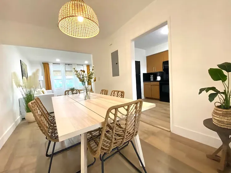 Dinning/Kitchen