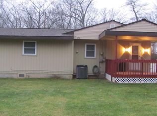 16423 Geneva Dr, Linden, MI 48451