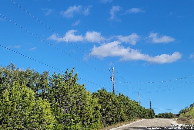 1st image of 405 Bluebonnet Breeze
