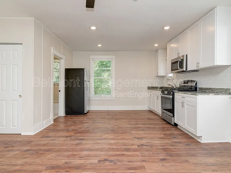611 S Park Ave — Photo 6