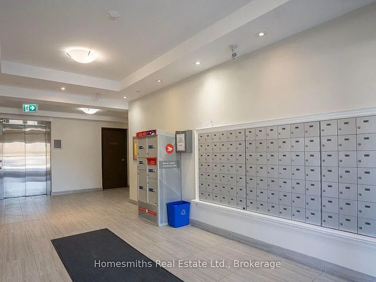 80 Aspen Springs Dr #314 — Photo 2