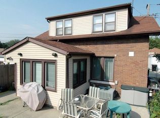 3718 N Pontiac Ave, Chicago, IL