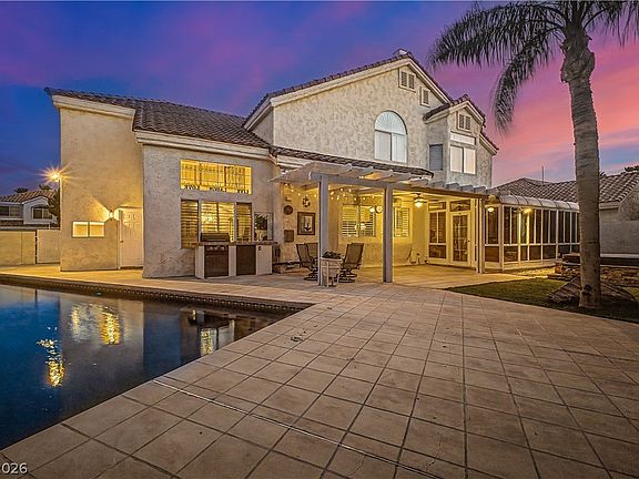 5th image of 7612 Belmondo Ln