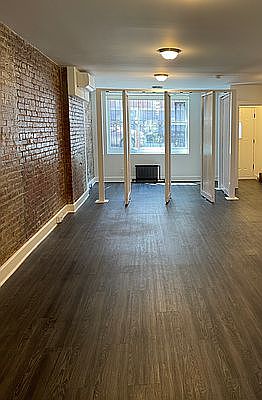 1st image of 515 E 118th St