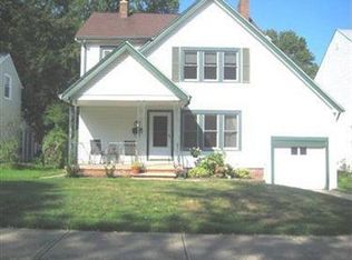 1536 Laclede Rd, South Euclid, OH 44121