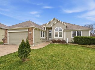 1717 Overbrook Ln, Raymore, MO 64083