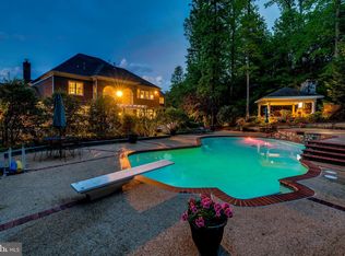 3166 Ariana Dr, Oakton, VA 22124