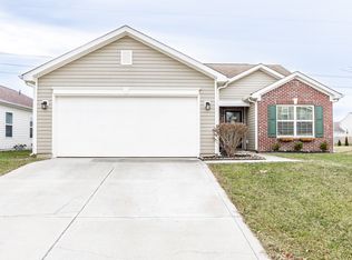 5777 White Pine Rd, Whitestown, IN 46075
