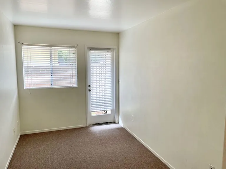 1185 E Foothill Blvd #20 — Photo 14