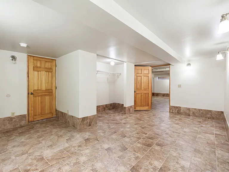 309 Chicago Ave #1 — Photo 20