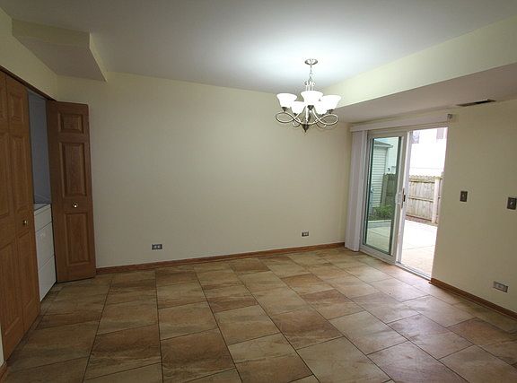 4th image of 807 Symphony Dr