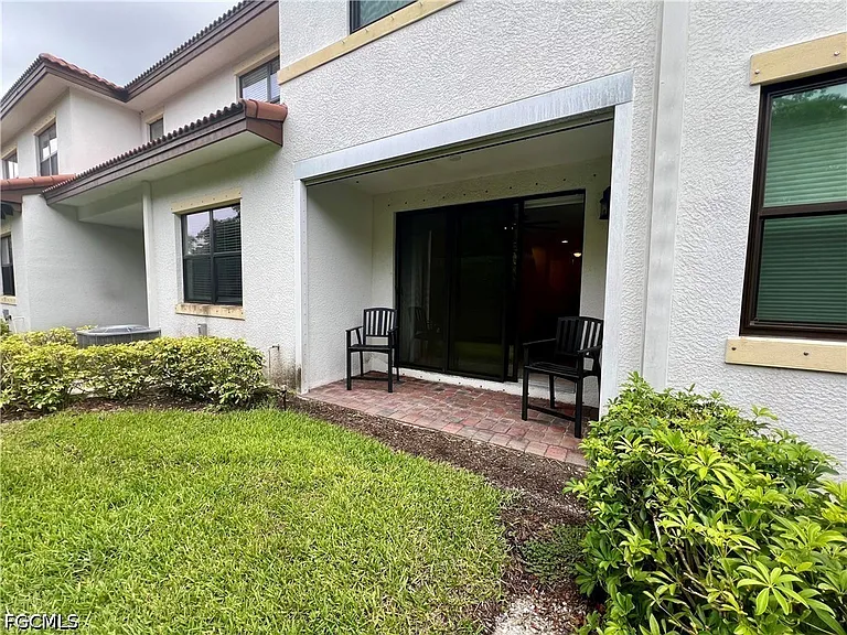 15850 Portofino Springs Blvd #106 — Photo 6
