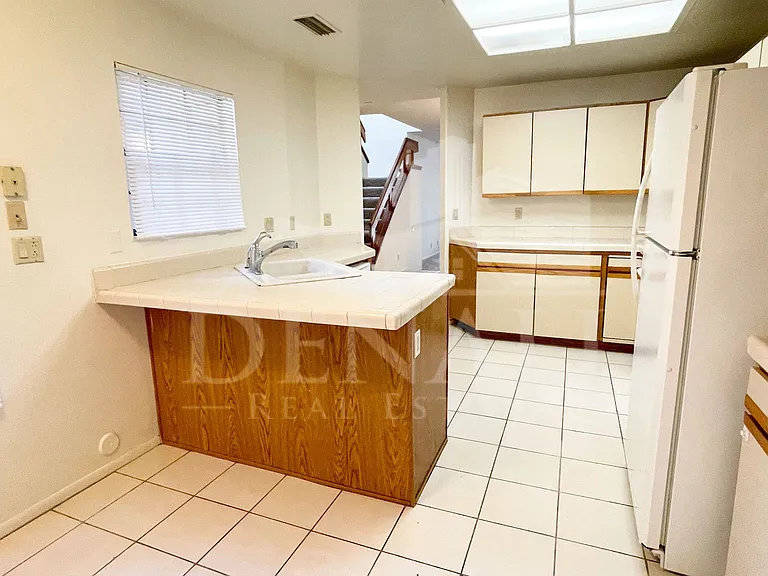 10019 E Mountain View Rd #1097 — Photo 6