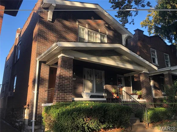 3235 Delor St, Saint Louis, MO 63111