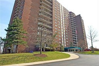 1st image of 5300 Hamilton Ave Unit 1010