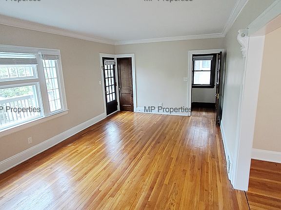 3rd image of 1302 Hathaway Ave #2