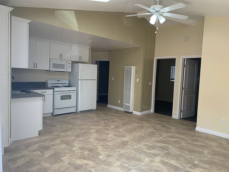 8804 Orchard Ave #8806-3/4 — Photo 6
