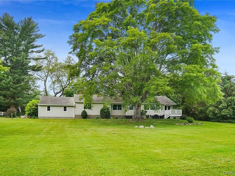 30 Palmer Ln — Photo 20