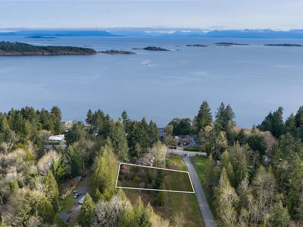 7709 Lantzville Rd, Lantzville, BC V0R 2H0