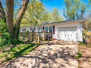 2219 W Page St, Springfield, MO 65802