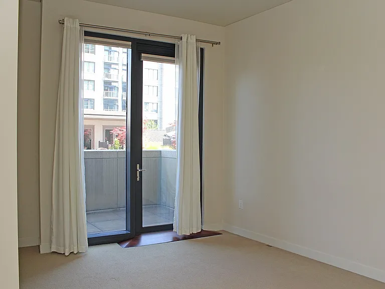 922 NW 11th Ave #301 — Photo 16