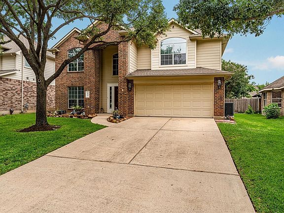 3rd image of 6822 Summer Bridge Ln
