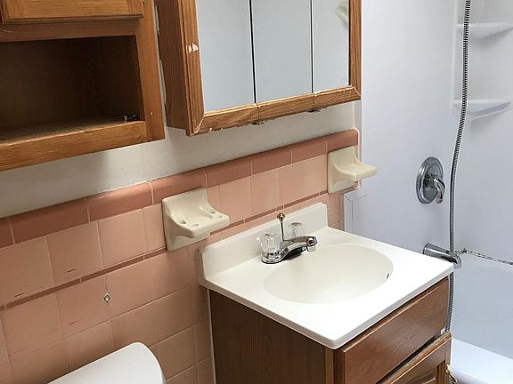 5th image of 4412 Teesdale St