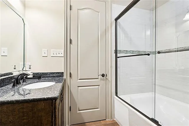 433 Gravier St #1 — Photo 16