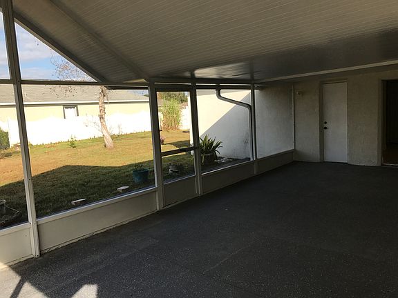 3rd image of 2412 Augusta Way